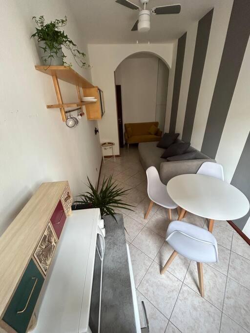 Cozy Apartment San Siro - Fiera ミラノ エクステリア 写真